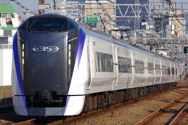 松本車両センターE353系モトS110編成を阿佐ケ谷駅で撮影した写真
