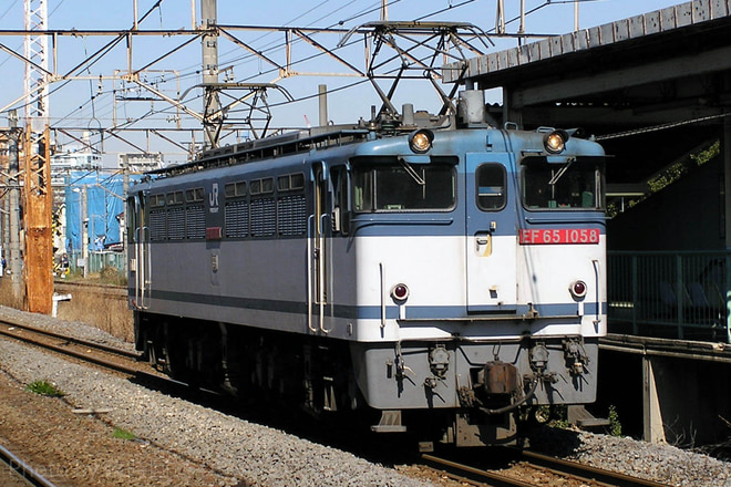 EF651058を川崎新町駅で撮影した写真