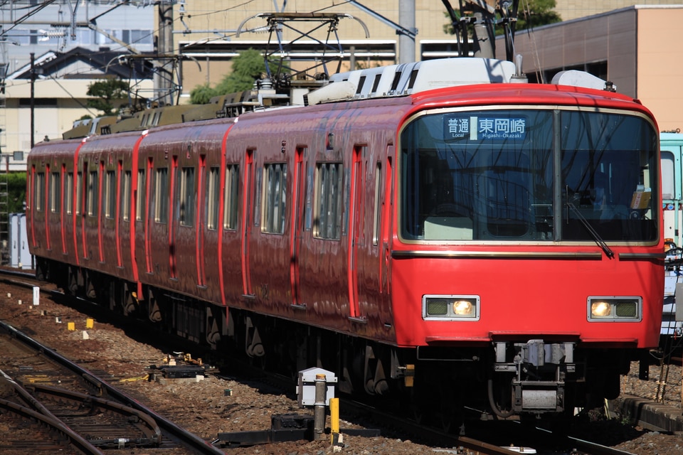 名鉄6500系6521F<br class="br-sp" />(6521編成)(6421F)(6421編成)の写真