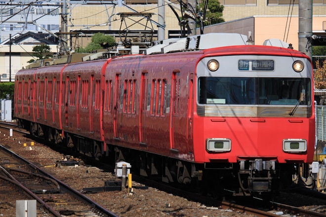 6500系6506Fを神宮前駅で撮影した写真
