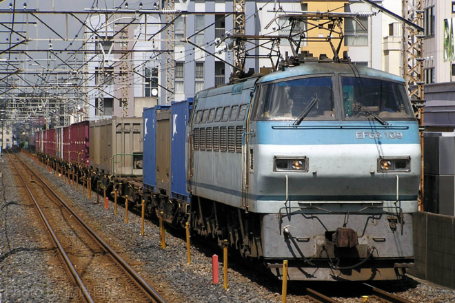 EF66109を南浦和駅で撮影した写真