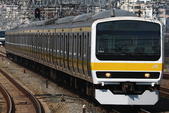 三鷹車両センター209系C504編成を西荻窪駅で撮影した写真