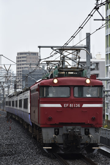 JR東日本  EF81 136