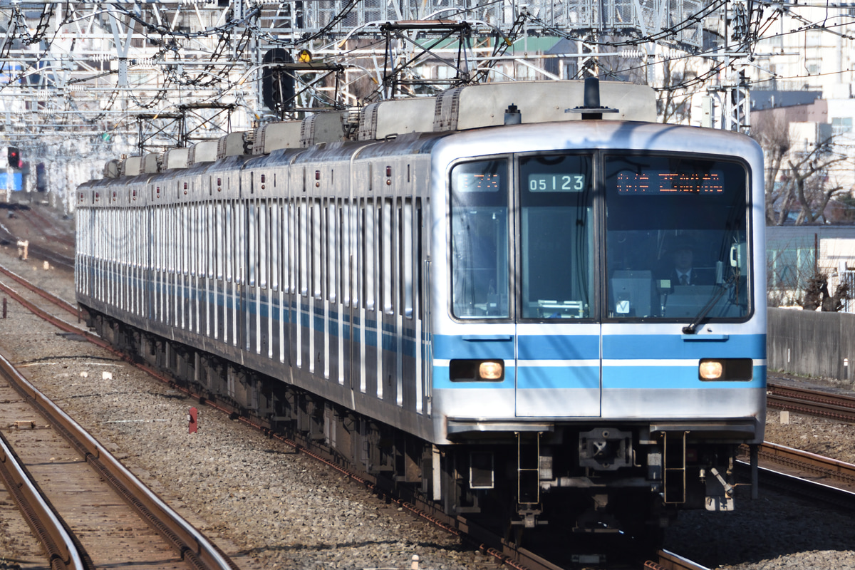 東京メトロ  05系 05-123F