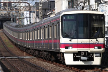 京王電鉄  8000系 8702F