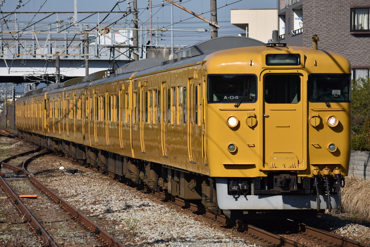 JR西日本  115系 A04