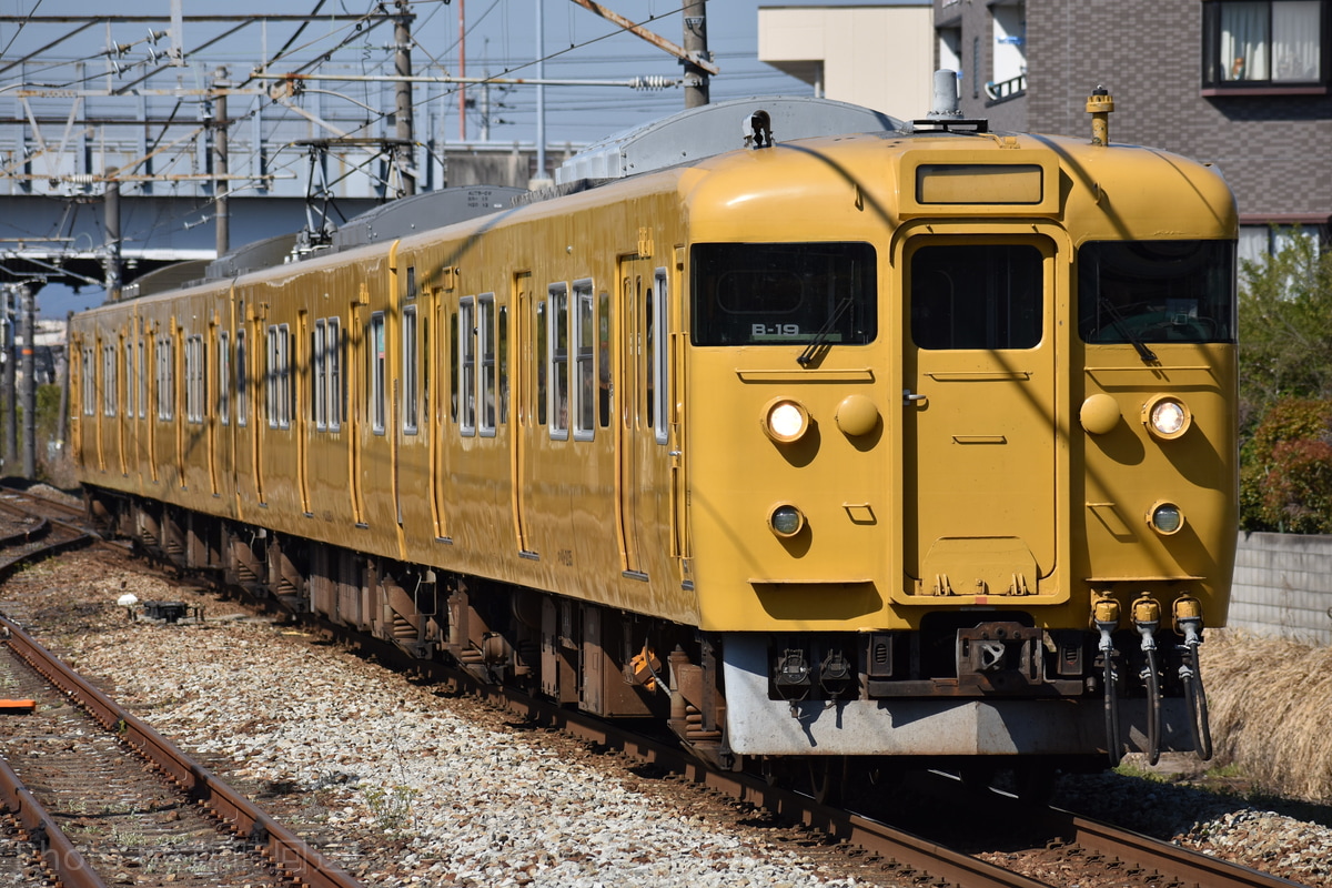 JR西日本  113系 B19