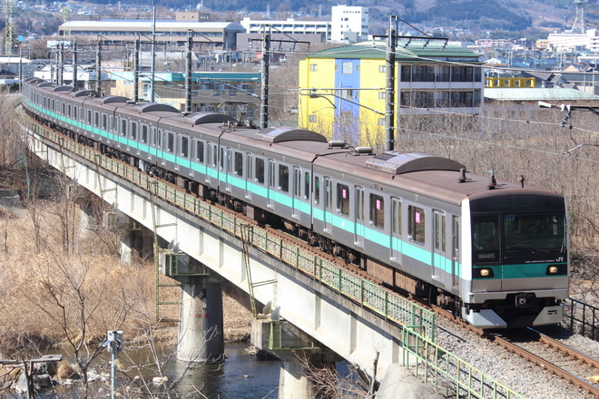 松戸車両センター本区E233系マト18編成を韮崎～竜王間で撮影した写真