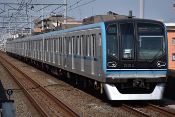 東京メトロ  15000系 15013F