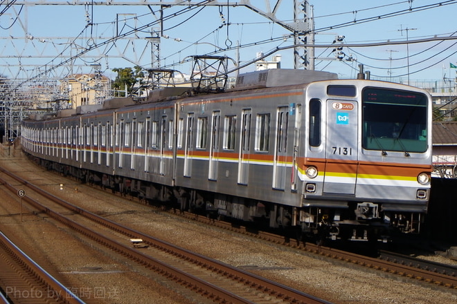 7000系7031Fを多摩川駅で撮影した写真