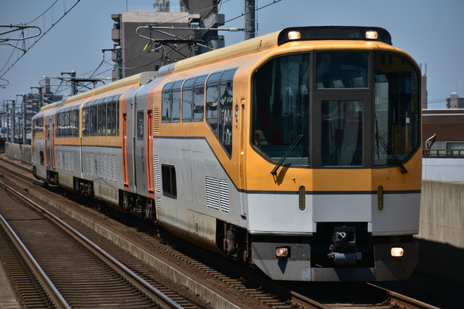 20000系PL01を烏森駅で撮影した写真