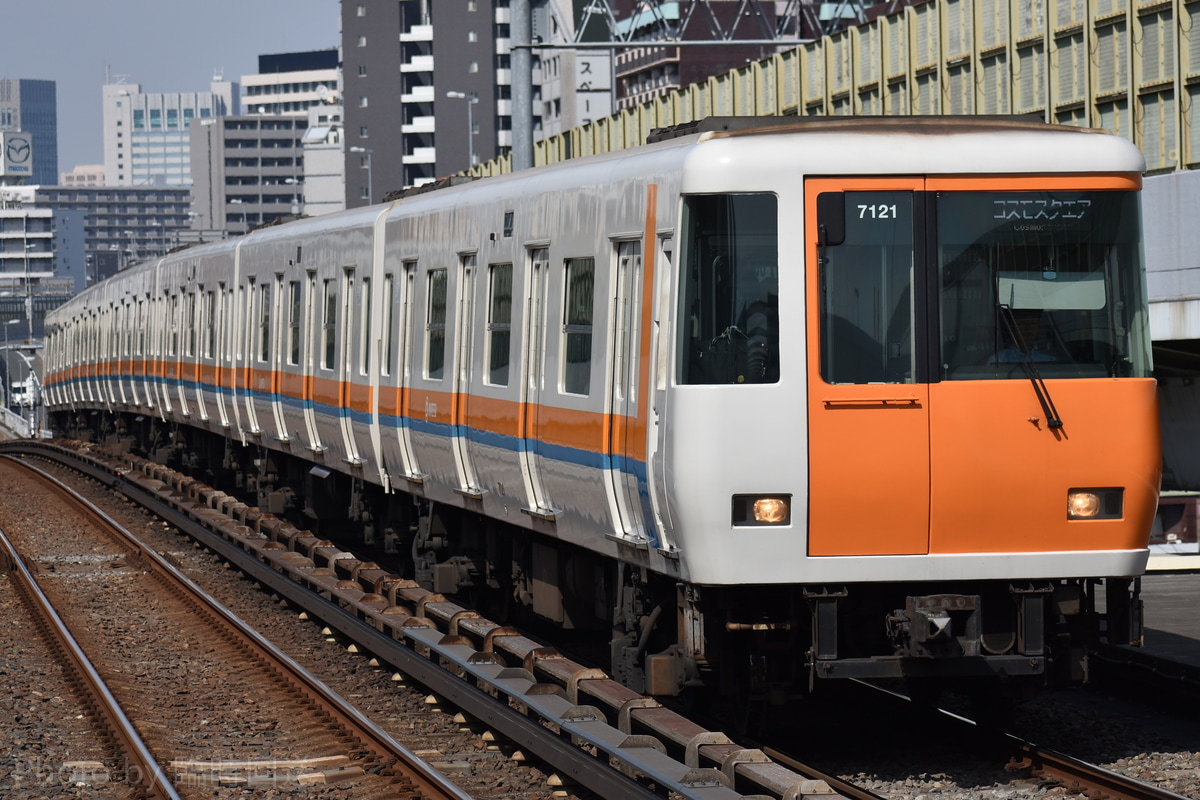 近畿日本鉄道  7020系 7121F