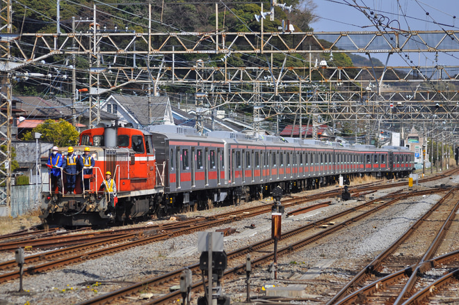 5050系を逗子駅で撮影した写真