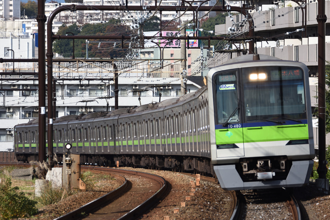 10-300形10-480Fを京王永山駅で撮影した写真