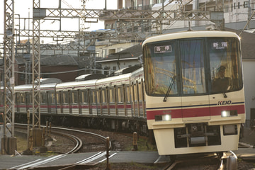 京王電鉄  8000系 8728F