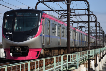 京王電鉄  5000系 5734F