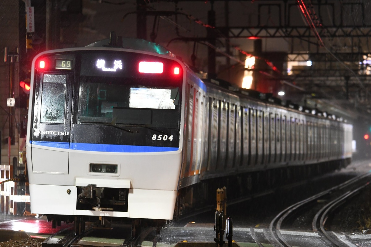 相模鉄道 かしわ台車両センター 8000系 8704×10