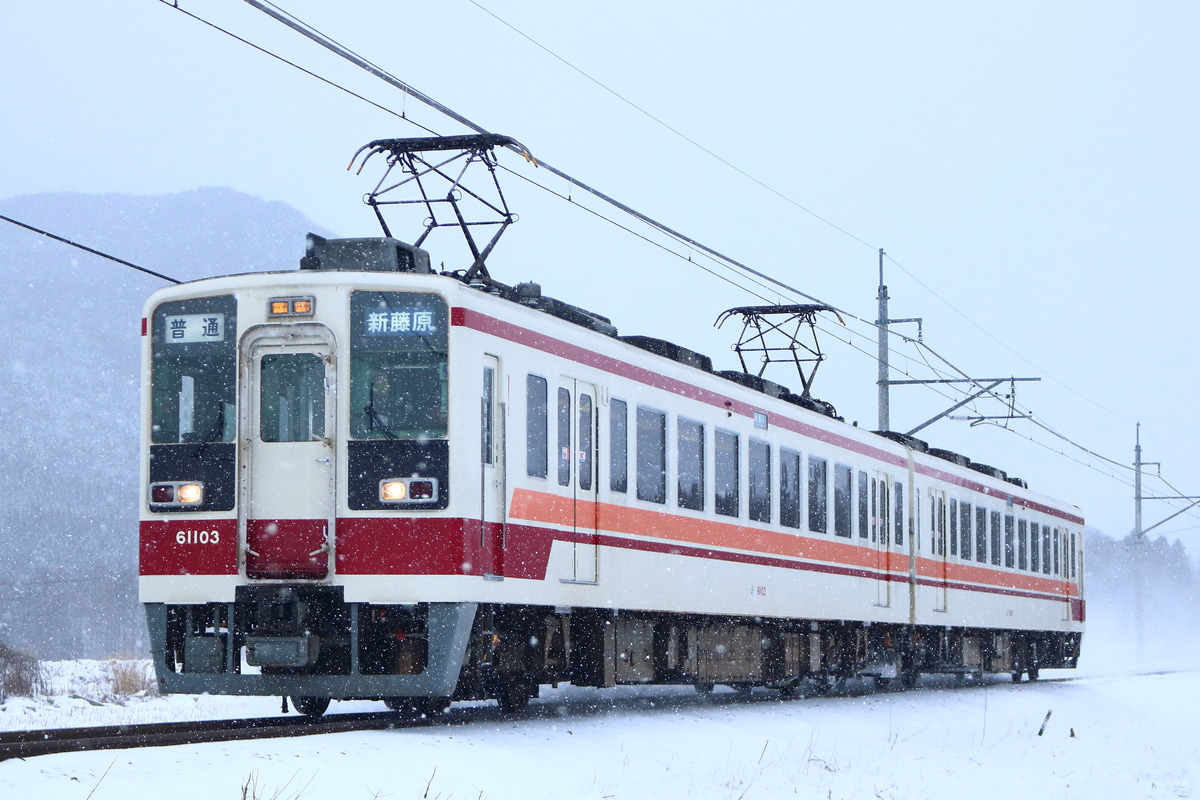 野岩鉄道  6050系 61103F