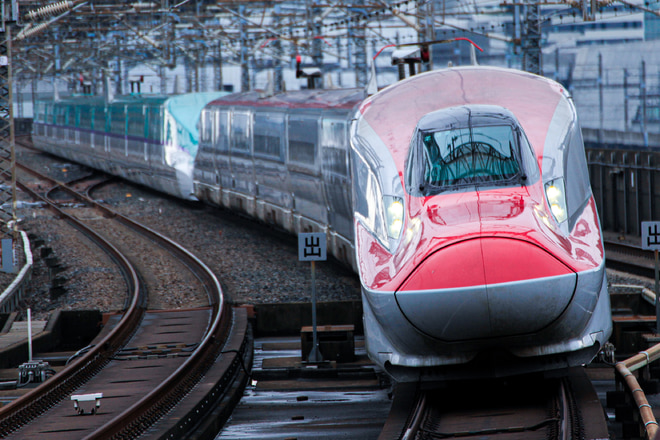 秋田新幹線車両センターE6系を大宮駅で撮影した写真