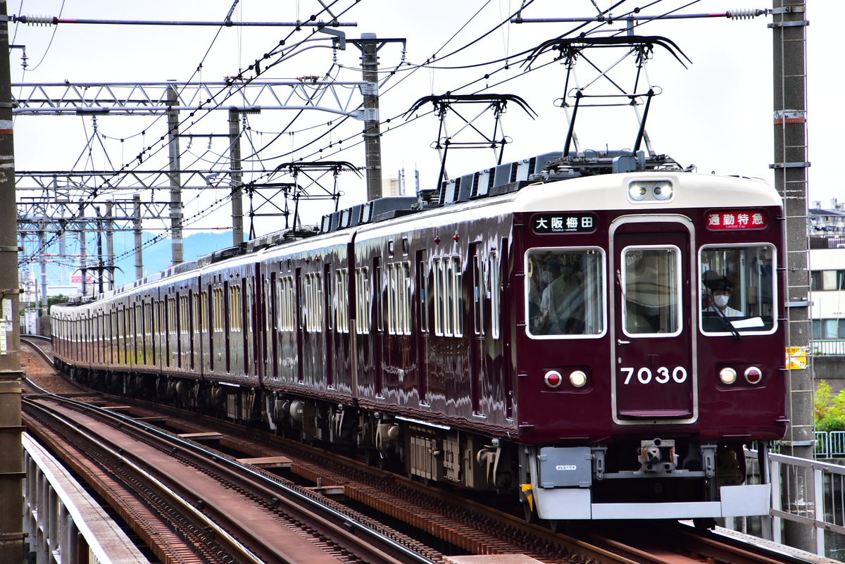 阪急電鉄 西宮車庫 7000系 7030F
