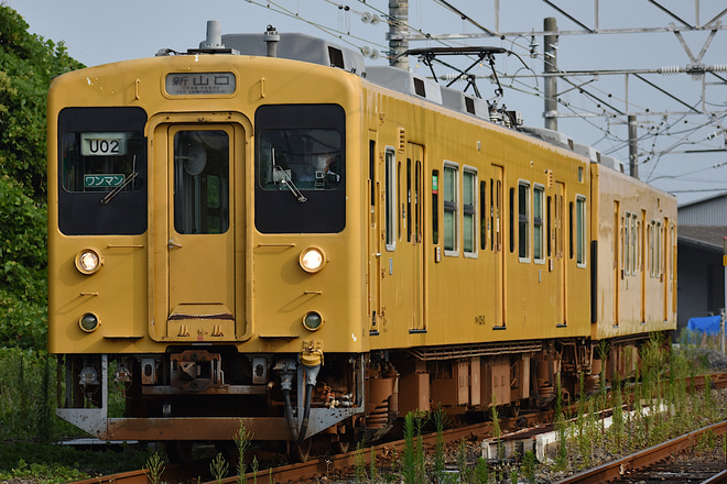 下関総合車両所運用検修センター105系U02を妻崎～居能間で撮影した写真