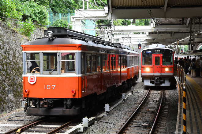 モハ1形103-107号を箱根湯本駅で撮影した写真