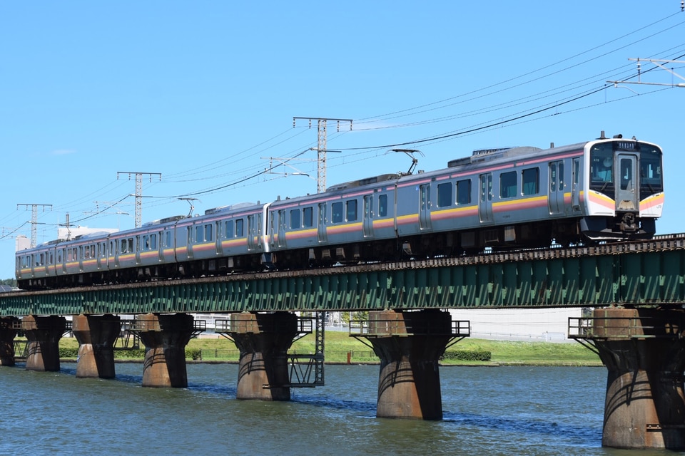 JR東E129系ニイA15編成<br class="br-sp" />(ニイA15)の写真