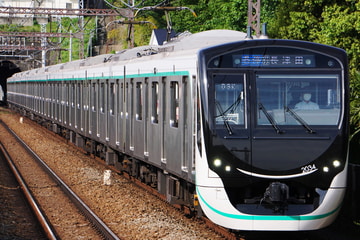 東急電鉄  2020系 