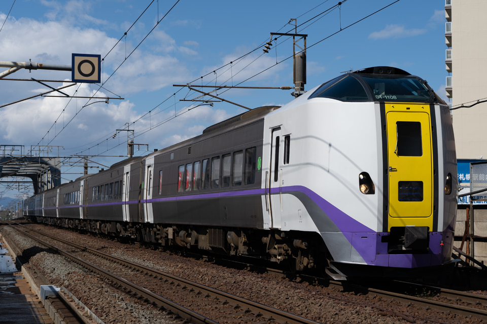 JR北キハ261系ST-1108編成の写真