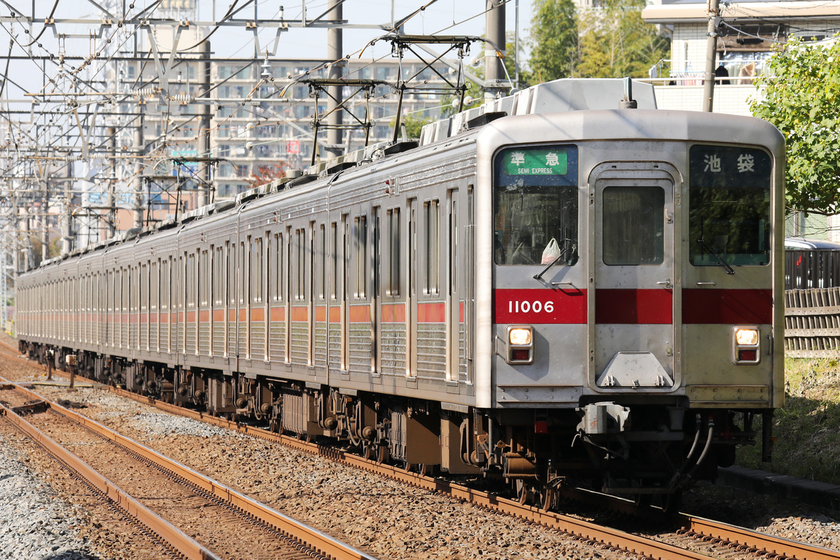 東武鉄道  10000系 11006F