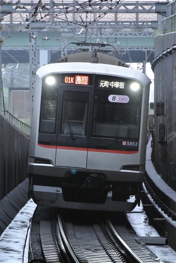 東急電鉄  5050系 5152F