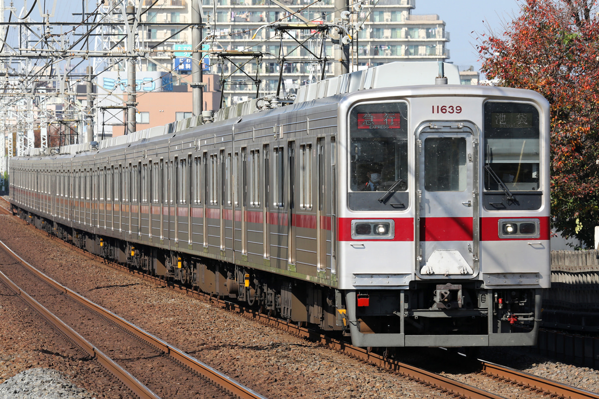 東武鉄道  10030系 11639F
