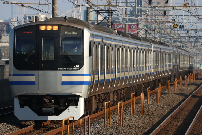 鎌倉総合車両センターE217系Y-123編成を下総中山駅で撮影した写真