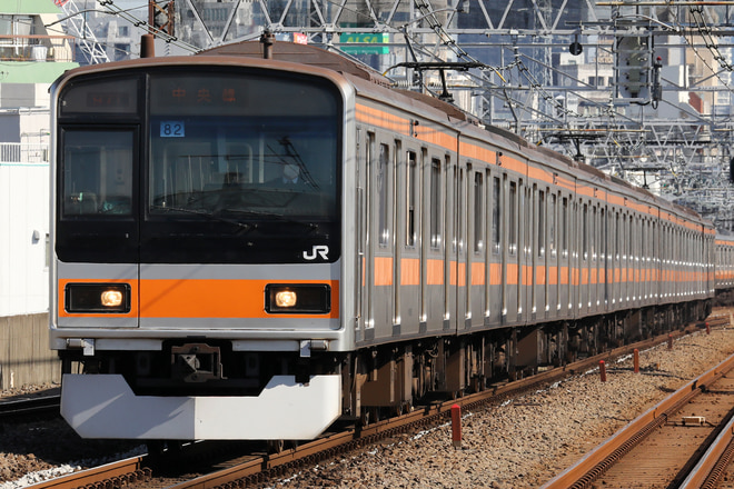 209系トタ82編成を阿佐ケ谷駅で撮影した写真