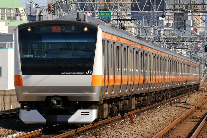 E233系トタT19編成を阿佐ケ谷駅で撮影した写真