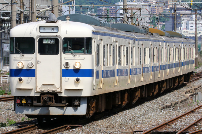 415系Fo123編成を小倉駅で撮影した写真