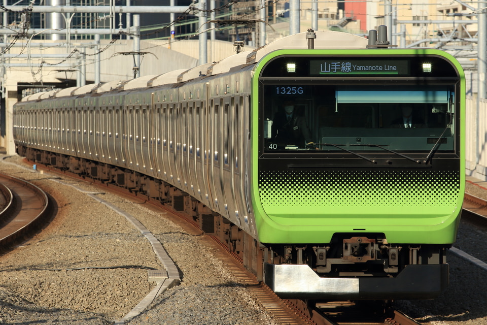 JR東E235系トウ40編成<br class="br-sp" />(トウ40)の写真