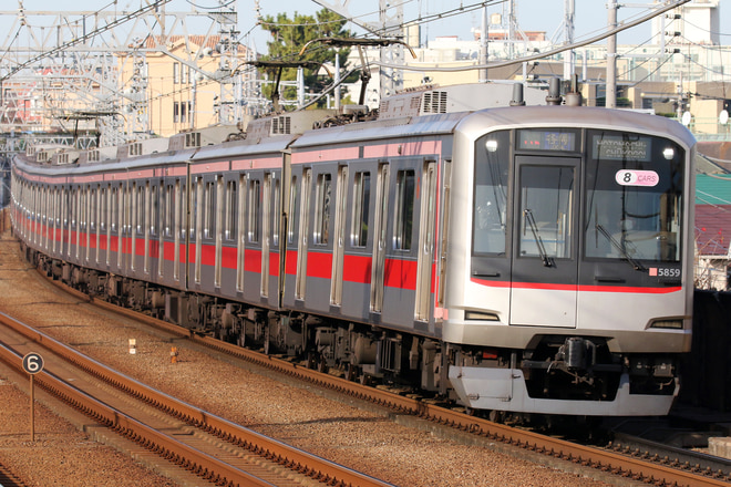 5050系5159Fを多摩川駅で撮影した写真