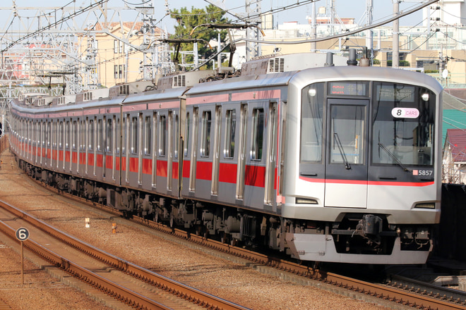 5050系5157Fを多摩川駅で撮影した写真