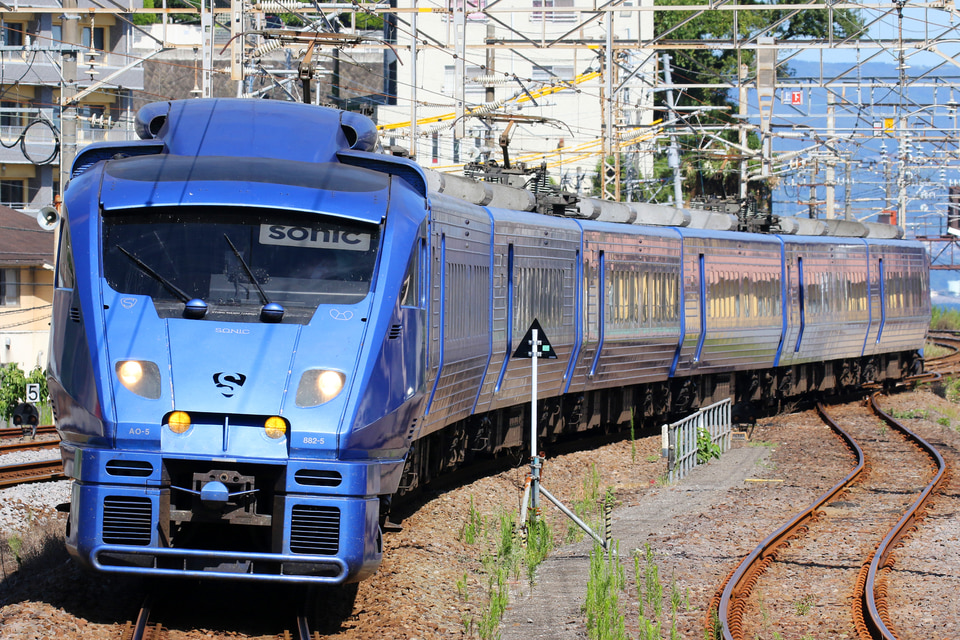 JR九883系Ao5編成<br class="br-sp" />(AO5編成)(AO-5編成)の写真
