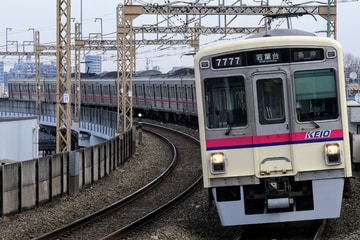 京王電鉄  7000系 7727F