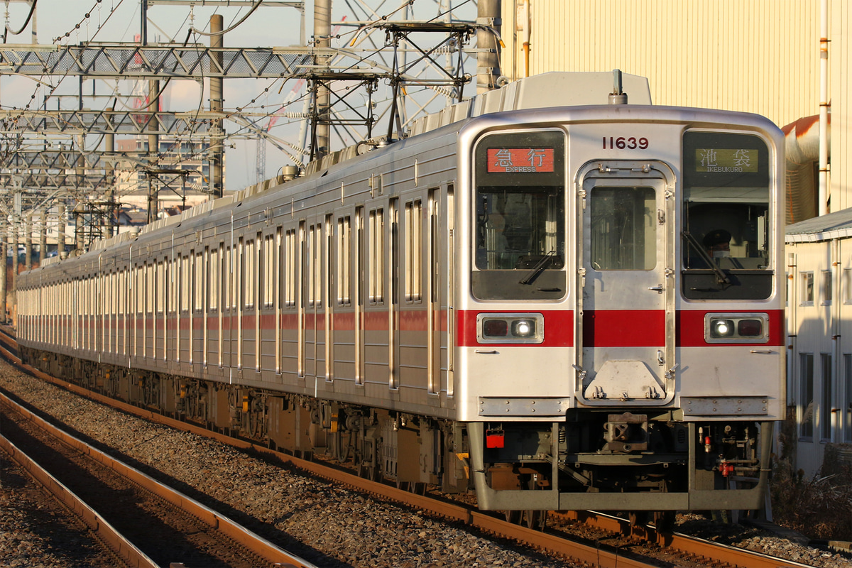 東武鉄道  10030系 11639F