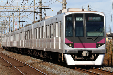 東京メトロ  08系 08-105F