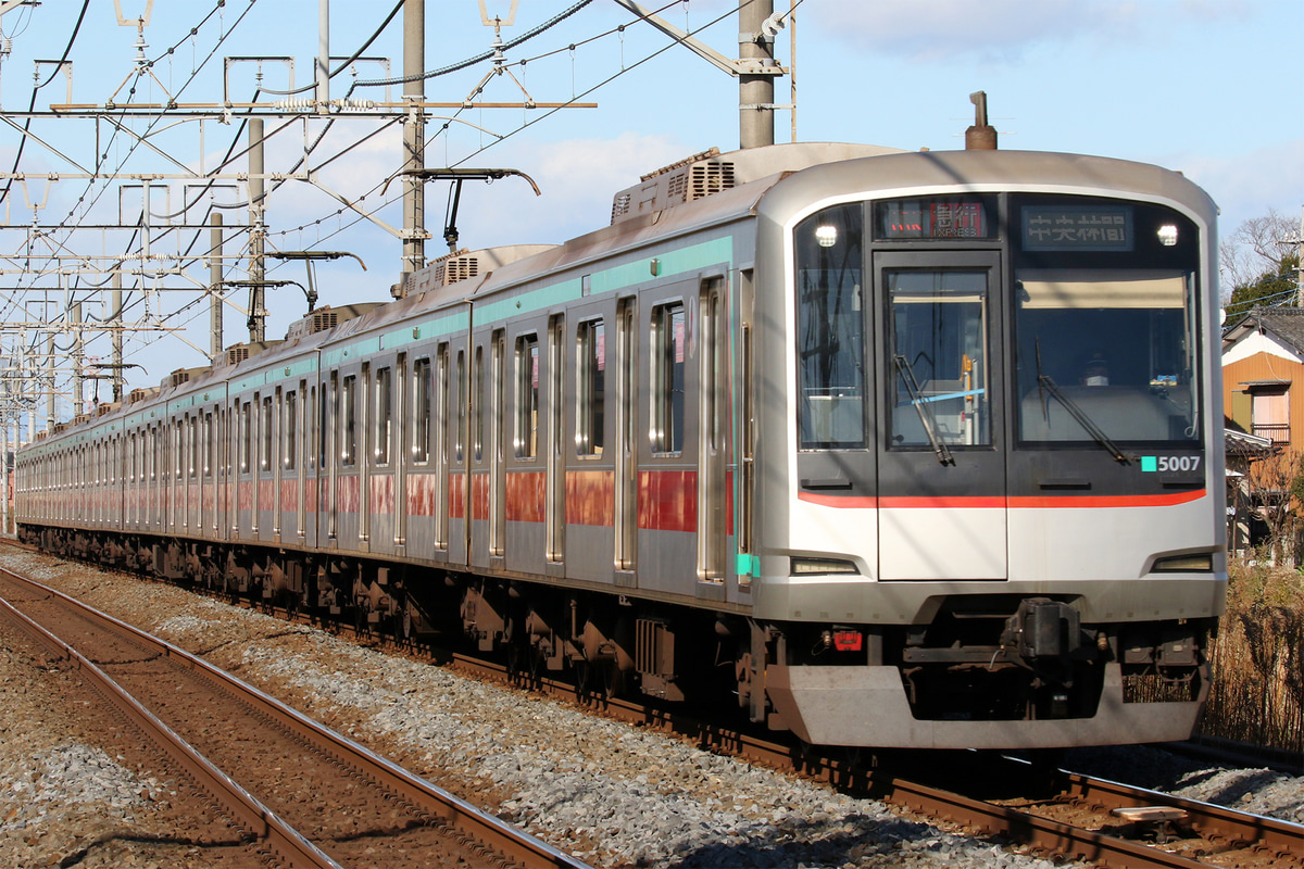 東急電鉄  5000系 5107F