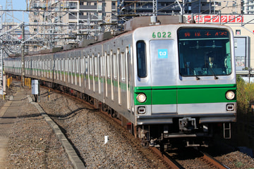 東京メトロ  6000系 6122F