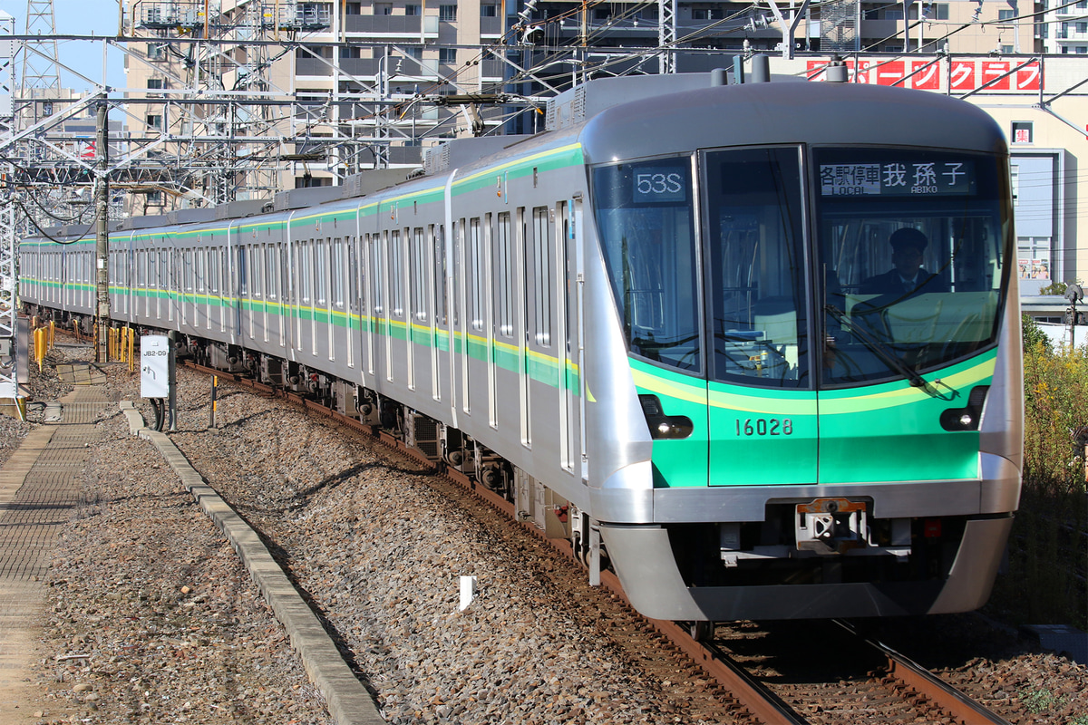 東京メトロ  16000系 16128F