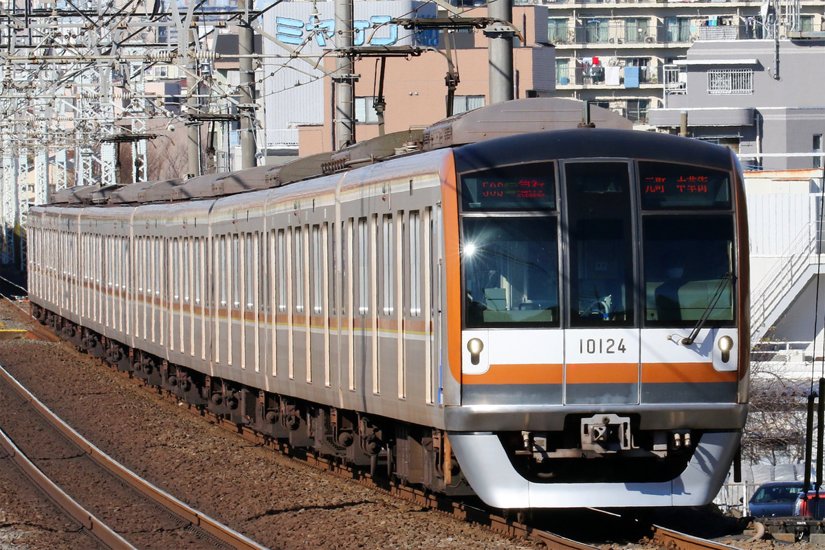 東京メトロ  10000系 10124F