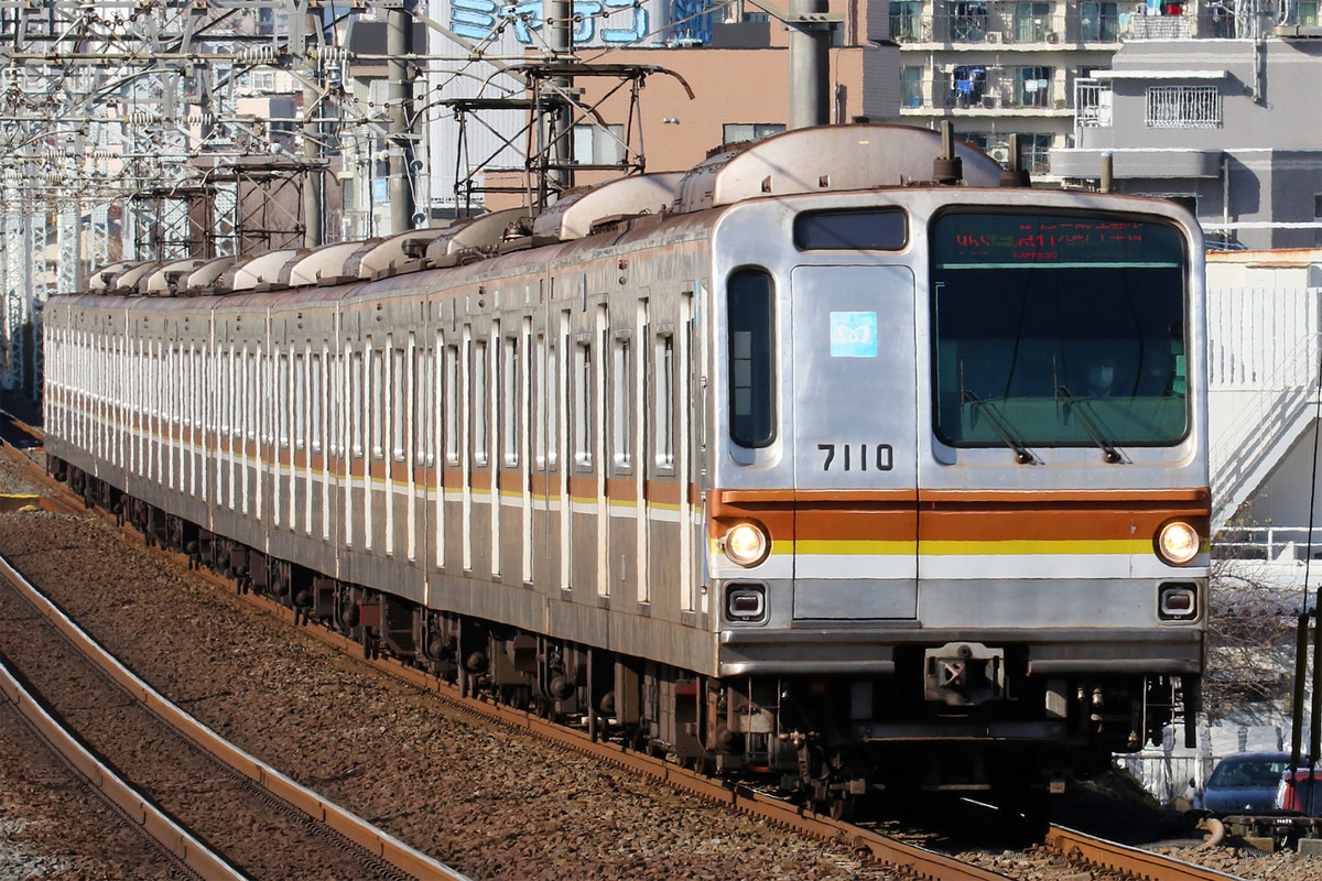 東京メトロ  7000系 7110F