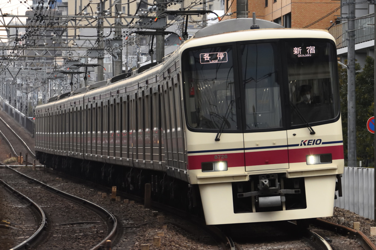 京王電鉄  8000系 8726F