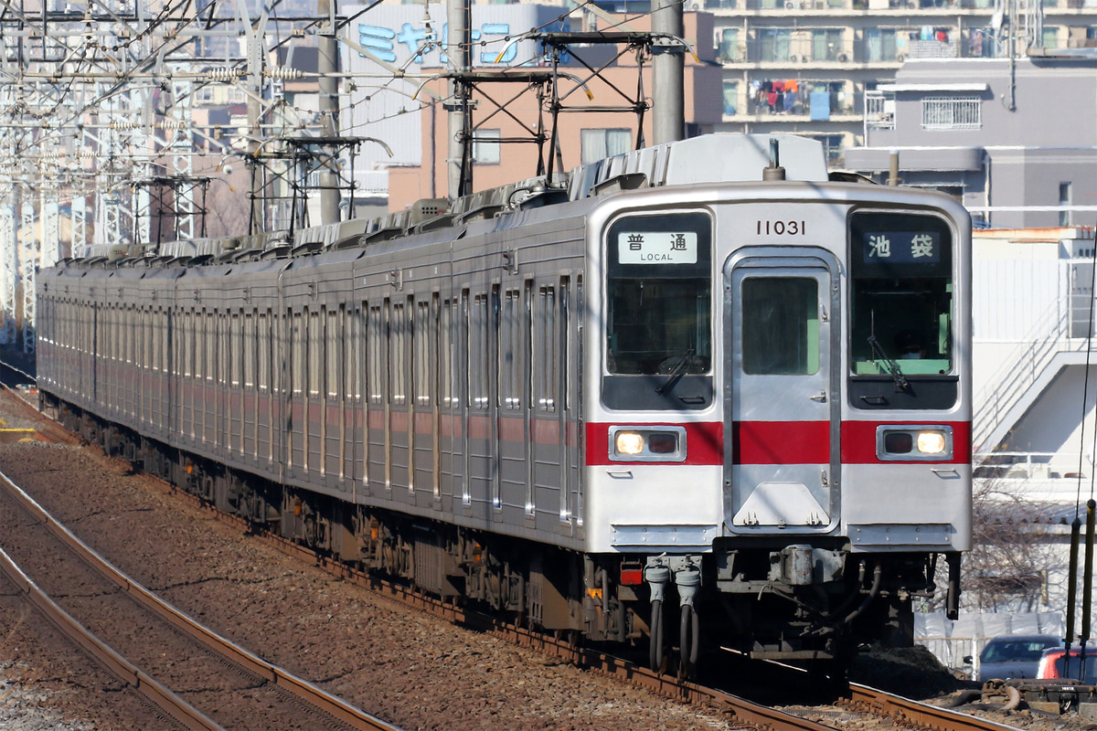 東武鉄道  10030系 11031F